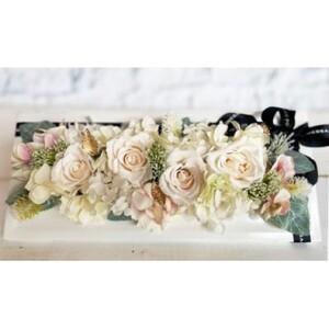 手数料安い ふるさと納税 ホワイトウッドフレームプリザーブドフラワーアレンジ ｍサイズ ケース付 ホワイト 福岡県小郡市 独創的 Miamiconservatoryofmusic Com