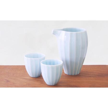 ふるさと納税 【美濃焼】 立ち姿が美しい miyama. 冷酒器セット 青磁 瑞浪市 / ミヤマプランニング 食器 酒器 ぐい呑み [AZCM065] 岐阜県瑞浪市の画像