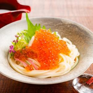 ふるさと納税 17-285 鱒いくら醤油漬け200g×2パック 合計400g 北海道紋別市の画像