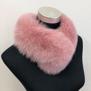 26【新品未使用】 ふるさと納税 イタリア染め　シャドー　フォックス　ファー　マフラー　（ストロベリーピンク）／豪華　毛皮　リアルファー　綺麗目　上品　お洒.. 奈良県宇陀市 【CEG8752671327】(30820円)