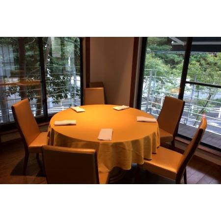 「送料無料・年末感謝」 ふるさと納税 【白金台】食文化サロン 白金劉安 ヨシキリ鮫のフカヒレ丼セット ランチ・ディナー共通 3名様（６か月間有効） お店でふるなび美.. 宮城県気仙沼市 【BCD1703958621】(60000円)