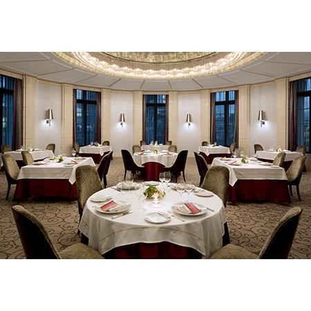 【美品】 ふるさと納税 【東京】ブラン ルージュ／東京ステーションホテル 特産品スペシャルランチ・ディナー共通コース 4名様（1年間有効） お店でふるな.. 佐賀県唐津市 【WS3657824932】(128800円)