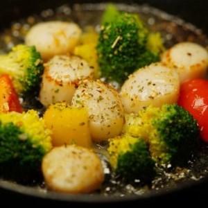 ふるさと納税 北海道産の帆立貝柱を刺身用に小分けにしました!「ホタテ貝柱」約250g×4コ(合計1kg)【1269945】 北海道釧路町|furunavi|03