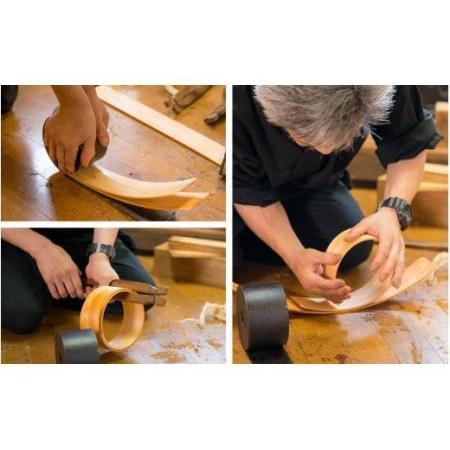 沈金の花柄のある木製漆塗りの弁当箱です。沓沢正市 川連屋漆店 未使用