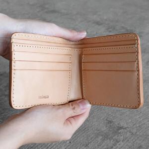 ふるさと納税 栃木レザー使用｜滑らか本革二つ折り財布｜Half wallet 01｜ブルー｜minca（全7色） 栃木県栃木市の画像
