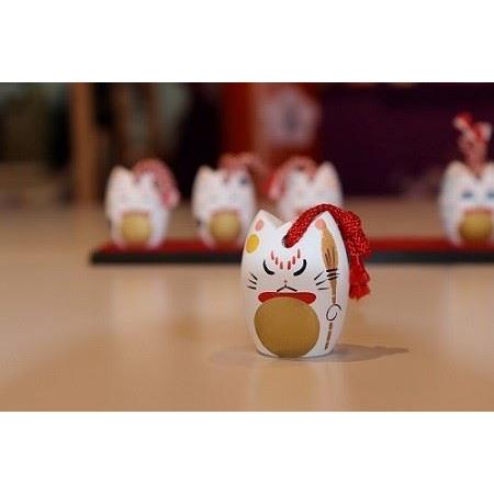 ふるさと納税 ＜宮若追い出し猫＞ マスコット仕かける（土鈴５体） [M32] 招き猫 招福 仕合わせ 思わしい 華めく 金運 猫 ねこ 猫 手作り 飾りつけ 縁起物 陶.. 福岡県宮若市