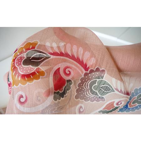 ふるさと納税 紅型ショール　インド唐草 ヒルギ【藤崎紅型工房】 伝統 工芸 名護 民芸 おみやげ 文化 びんがた 作品 沖縄 お土産 絹 染物 ギフト.. 沖縄県名護市の画像