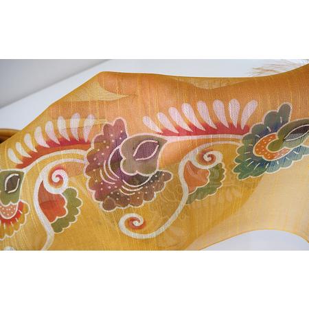 ふるさと納税 紅型ショール　インド唐草 フクギ【藤崎紅型工房】 伝統 工芸 名護 民芸 おみやげ 文化 びんがた 作品 沖縄 お土産 絹 染物 ギフト.. 沖縄県名護市の画像