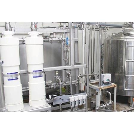 ふるさと納税 【5年保存水】4人家族で3日分の備蓄量 2L×20本(40L/2箱)　【天然水 防災 災害備蓄 水 天然 ミネラルウォーター 埼玉 秩父 定.. 埼玉県横瀬町｜furunavi｜02