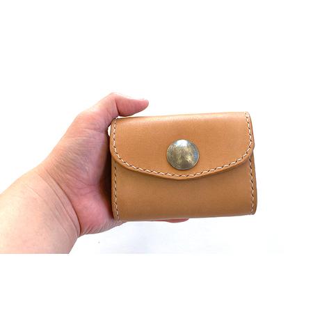 ふるさと納税 本革 ショートウォレット （ナチュラル） 【4358 aging&anti−aging】／ 財布 お財布 ウォレット 革製 カード収納 小銭入れ .. 岩手県八幡平市の画像