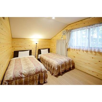 ふるさと納税 【河口湖カントリーコテージBan】休前日4名コテージ1棟貸し切り1泊2日朝食付き 山梨県富士河口湖町     商品情報     容量　休前日コテージ1棟貸し切り1泊2日朝食付き[4名]チケット　　有効期限：発送日から１年 配送について　お申し込みより1