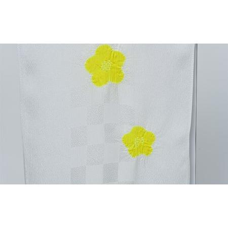 ふるさと納税 帯揚げ　白地に黄色　絞り　輪出し　リンダシ　帯上げ　着物に 和装 小物 パーティー 誕生日会 周年 初釜 お茶会 入園 卒園 入学 .. 兵庫県伊丹市_1