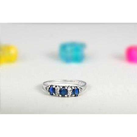 ふるさと納税 サファイア リング 0.6ct 0.6カラット K10 10金 ホワイトゴールド （12078） [山梨 指輪 リング サファイア ホワイトゴールド ゴー.. 山梨県甲斐市の画像