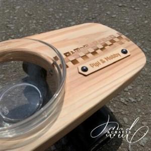 ふるさと納税 【＆CRAFTS】Pet bowls stand-3BOWLS-(Black)※名入れプレート付き【1257967】 山梨県山梨市の画像
