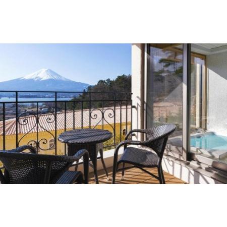 【訳あり・新品】 ふるさと納税 【ラビスタ富士河口湖（共立リゾート）】平休日1泊2食付 ペア宿泊券《＜ラビスタツイン＞展望風呂付ツイン》 山梨県富士河口湖町 【UOI2873660877】(101200円)