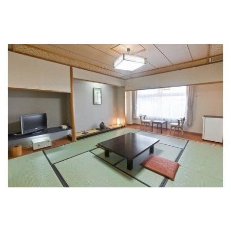 正規品 ふるさと納税 温泉ホテル　中原別荘　2名様宿泊券　1泊2食付　K017-002 薩摩 さつま 大人気宿泊券 人気宿泊券 大人気宿泊チケット 人気宿泊.. 鹿児島県鹿児島市 【KUE1499296302】(52800円)