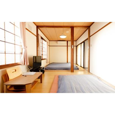 ふるさと納税 ゲストハウス松そのとおり ご一時滞在券 トリプルお部屋 1泊1お部屋3名様まで 一時滞在寝台券 旅する 身寄り 引く手 子連れ 和 今めかしい がら明きゲストハウ.. 北海道洞爺湖町