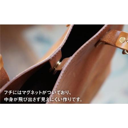 ふるさと納税 【経年変化を楽しむ本革製品】A4 トートバッグ・キャメル 糸島市 / BLESS [AAA024] 鞄 レザー 福岡県糸島市の画像