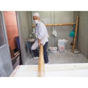 ふるさと納税 元佐野らーめん会会長が直接指導!老舗「佐野やつや」での青竹打ちらーめん作り体験2名(土産麺付)【1409509】 栃木県佐野市 