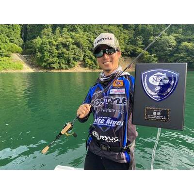 早い者勝ち訳あり！ ふるさと納税 バス釣りガイドサービスin池原ダム!チームホワイトリバー井上正夫、井上慎二郎、雪谷晃太 奈良県下北山村 【EIM1524239512】(53680円)