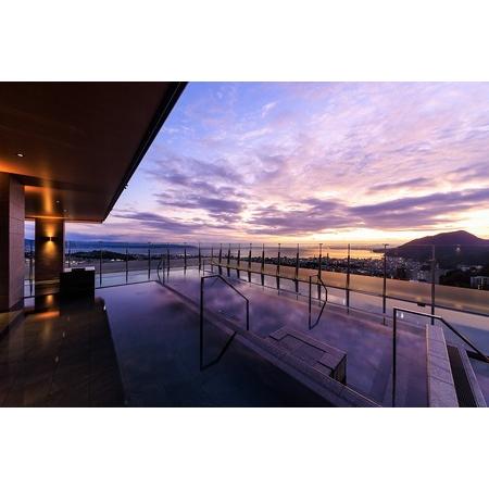 【新版】 ふるさと納税 【別府市】「別府温泉 杉乃井ホテル」宙館ジュニアスイート　ペア宿泊券（月〜木曜限定）_B015-005 大分県別府市 【OCQ2648663487】(93280円)