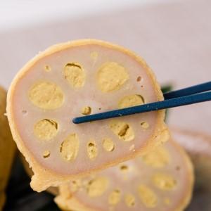 ふるさと納税 高見 からし蓮根 丸大 900g (1本300g前後×3本) 辛子蓮根 おつまみ 惣菜 九州 冷蔵 熊本名物 辛子 れんこん 蓮根 レンコン ご.. 熊本県八代市_2