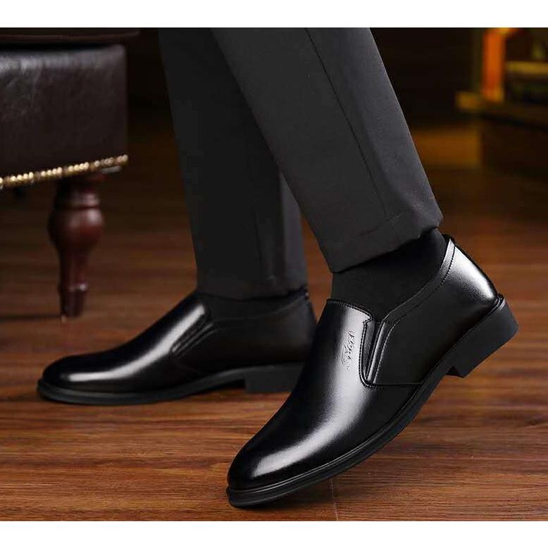 沖縄 北海道 離島発送不可 PUレザー ビジネスシューズ 紐なし