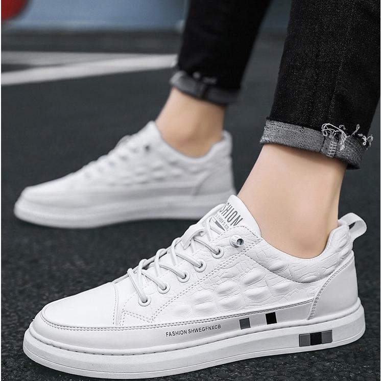 専用　メンズスニーカー43ホワイト クロコダイル風スニーカー 靴 メンズ クロコ風型押し ローカット スニーカー シューズ