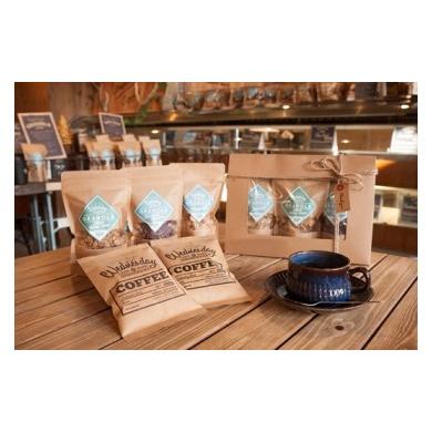 ふるさと納税 コーヒー コーヒー豆 北海道 東川町 「Wednesday」オリジナルブレンドコーヒー&グラノーラセット Wednesday Blend(豆)Slow Blend(粉)各100…