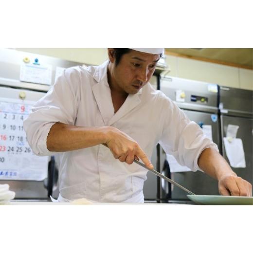 ふるさと納税 フグ 大分県 臼杵市 これぞ豊後水道の天然物 天然とらふぐ刺しふぐ鍋セット（3人前）［冷蔵］［天然とらふぐ1kg超え活魚使用］割烹みつご　_4