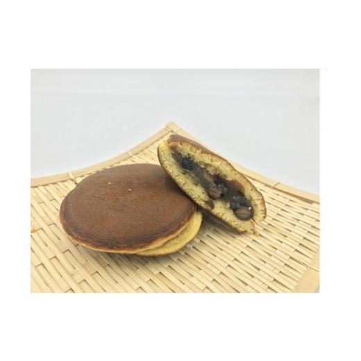ふるさと納税 和菓子 どら焼き 山梨県 富士川町 B4502大粒の黒豆を使用した逸品 丹波産黒豆どら焼き15個詰合せの画像