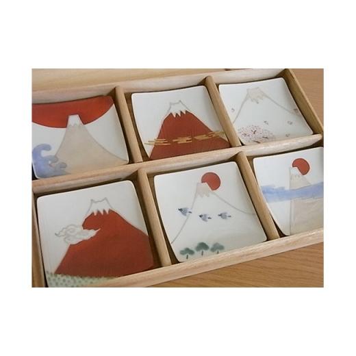 ふるさと納税 食器・グラス 皿 佐賀県 有田町 有田焼 色絵銀彩六様富士図 9cm角小皿揃 伊万里陶芸 食器 器 うつわ 陶磁器 皿 小皿 取皿 6枚 セット 富士山 縁…