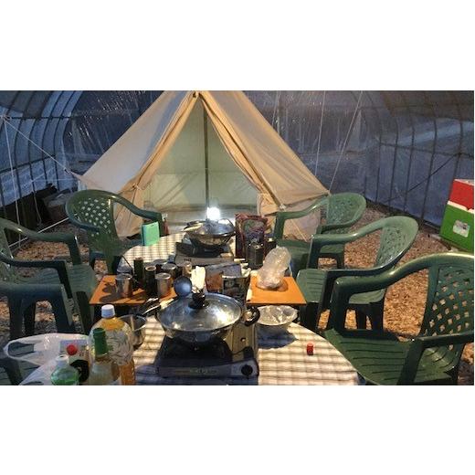 ふるさと納税 熊本県 南小国町 【キャンプ場】吉原ごんべえ村〜手ぶらでドームキャンプ（薪ストーブ付き）〜ファミリー宿泊券