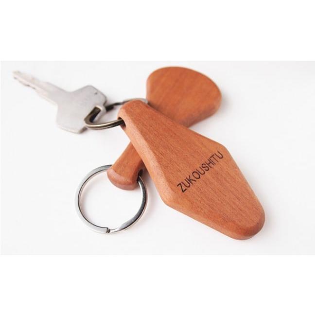 ふるさと納税 雑貨・日用品 千葉県 南房総市 名入れキーホルダー（菱・扇） mi0037-0004 |  | 04