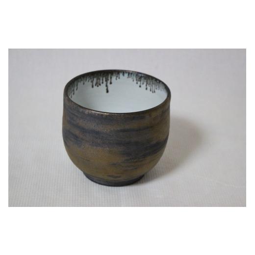 ふるさと納税 食器・グラス 茶碗 福岡県 行橋市 AI-031(3) ブロンズ釉・筒茶碗（銘：黄昏）Ｃ AI-031(3) ブロンズ釉・筒茶碗（銘：黄昏）Ｃの画像