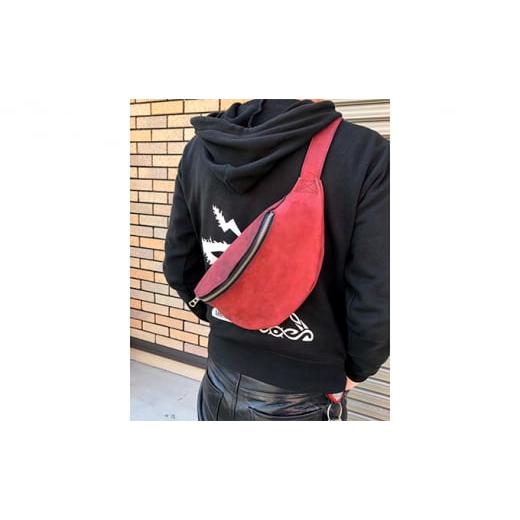 ふるさと納税 カバン ボディバッグ・ワンショルダー 神奈川県 寒川町 拘りの牛革ハンドメイドボディーバッグ(ワイン) (ワイン)