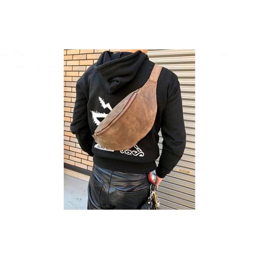 ふるさと納税 カバン ボディバッグ・ワンショルダー 神奈川県 寒川町 拘りの牛革ハンドメイドボディーバッグ(オリーブ) (オリーブ)