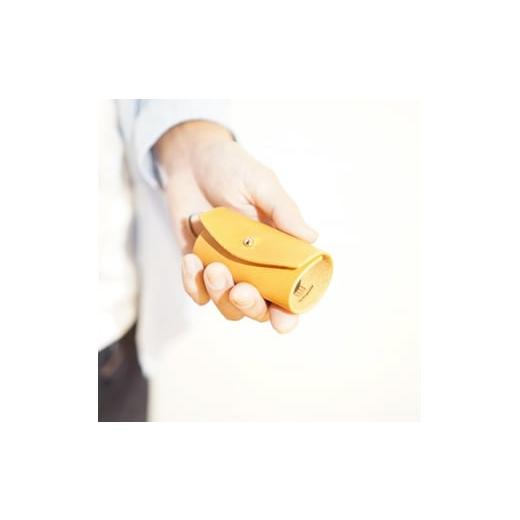 ふるさと納税 小物 岡山県 奈義町 ナチュラル イタリアンオイルレザーのリングキーケース ナチュラルカラー 革製品 ハンドメイド クラフト キーケース 革 レ…