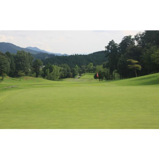 ふるさと納税 熊本県 山鹿市 鹿北ゴルフ倶楽部 食事付 平日 プレー券【株式会社 鹿北ゴルフ倶楽部】 [ZBC001] 鹿北ゴルフ倶楽部