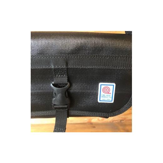 ふるさと納税 カバン ボディバッグ・ワンショルダー 長野県 諏訪市  SUWAプレミアム FIRE HOSE PRODUCTS　ボディバッグ　ブラック（M）（パイピングカラー：こ…の画像