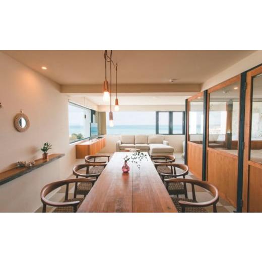 ふるさと納税 沖縄県 読谷村 BLUE STEAK WONDER YOMITANーNAGAHAMA・3〜4Fー　1泊2日宿泊券