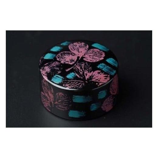 ふるさと納税 陶磁器・漆器・ガラス 沖縄県 南城市 かりゆし書鎮(大)作品名 自然からのエール