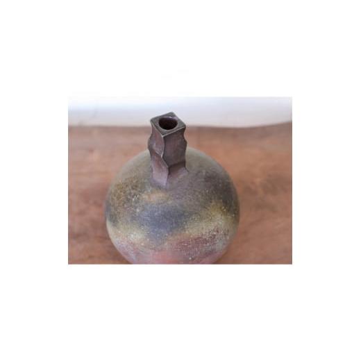 陶磁器・漆器・ガラス 愛媛県 上島町 備前焼 一輪挿し・玉(数量限定品)　st-010 1272152 【飯】