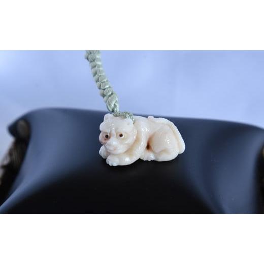 ふるさと納税 アクセサリー 高知県 宿毛市 さんごの吉良：珊瑚の根付4 虎_1