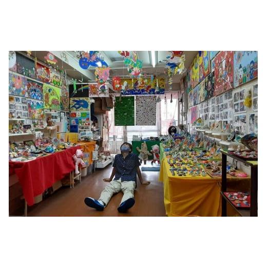 ふるさと納税 雑貨・日用品 絵画 沖縄県 那覇市  貝殻絵画 沖縄の花づくし（額）｜沖縄 那覇市 貝殻 絵画 アート ペット 沖縄 似顔絵 雑貨 日用品 人気_3