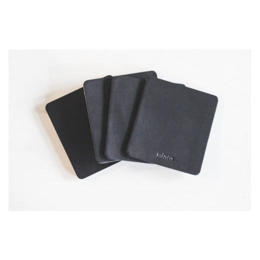 ふるさと納税 食器・グラス 栃木県 栃木市 minca 栃木レザーのコースター4枚セット 自宅、オフィス、キャンプシーンでのカフェタイムに/ブラック 667 日用…