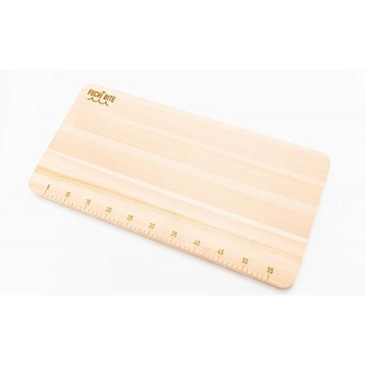 ふるさと納税 雑貨・日用品 三重県 名張市  FUCHIBITE ヒノキ 大型 まな板 木製 檜 木工品 卓上 国産 キッチン用品 キッチングッズ 調理器具 日用品 日用雑貨 …の画像
