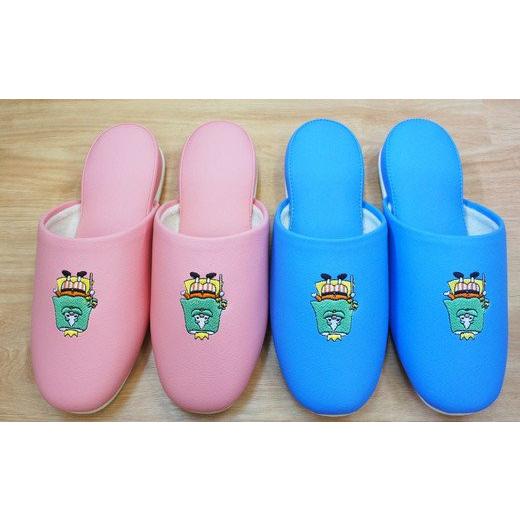 ふるさと納税 ファッション スリッパ 宮城県 蔵王町 ざおうさま刺繍入りスリッパ（約26cmまで）2足セット  04301-0347の画像