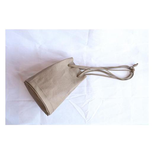ふるさと納税 栃木県 栃木市 [レザー巾着]Drawstring bag カラー:Greige カラー:Greige