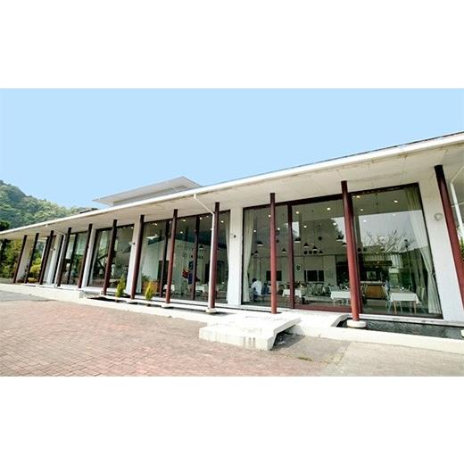 ふるさと納税 千葉県 君津市 ロマンの森共和国 ホテルシルクヴィラ・コテージ 1泊2食付き 4名 宿泊券 その他サービス